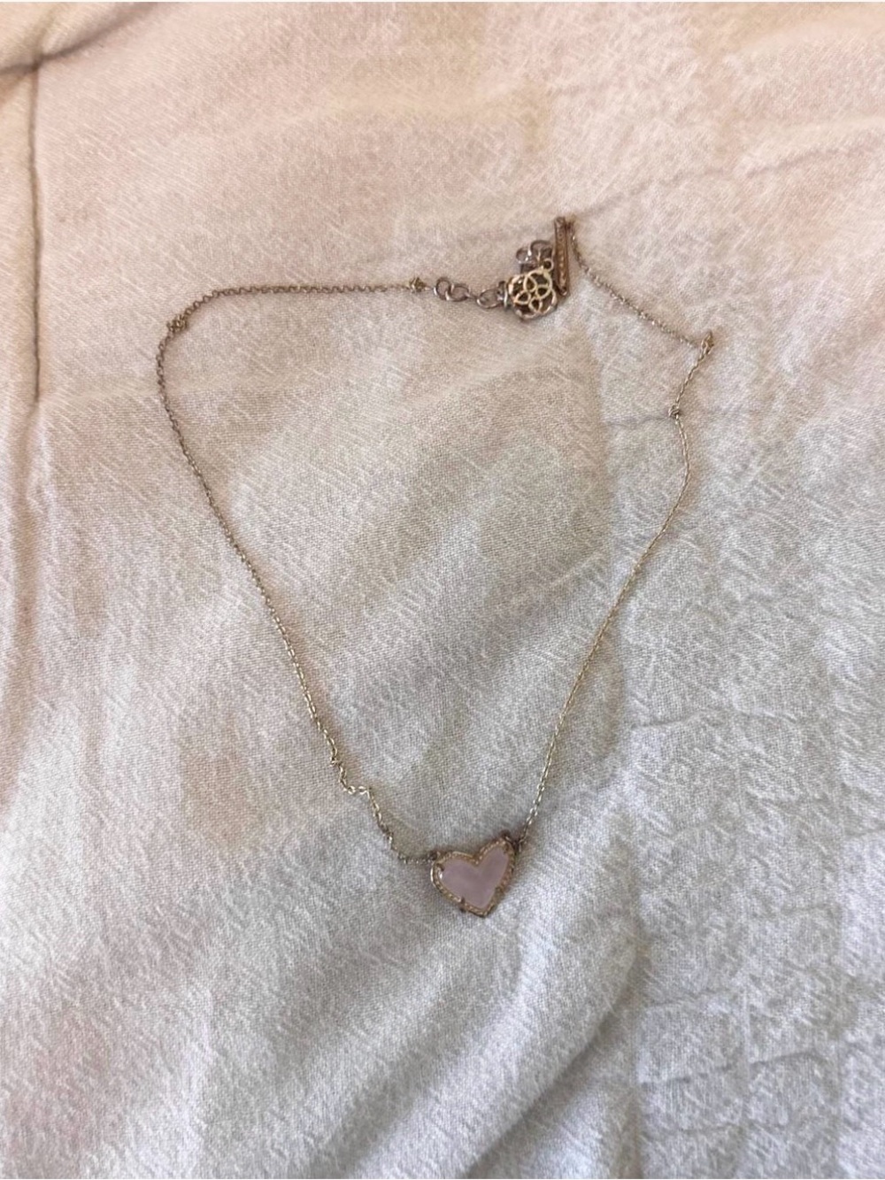 Kendra Scott rose quartz ari heart necklace